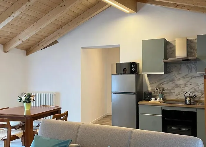 Tra Monti E * לקו