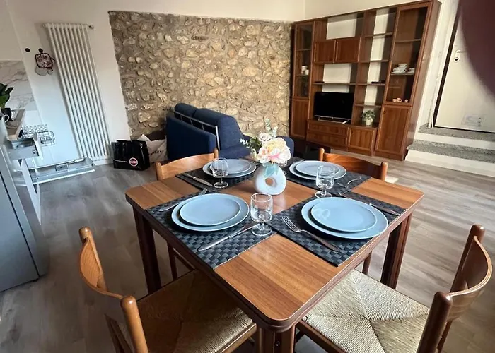 Tra Monti E Apartamento Lecco