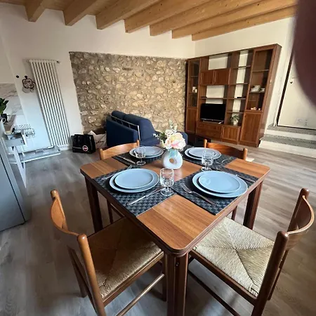 Tra Monti E 公寓 莱科