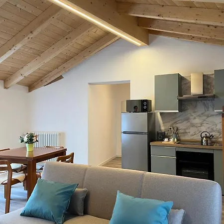 Tra Monti E Apartment Lecco