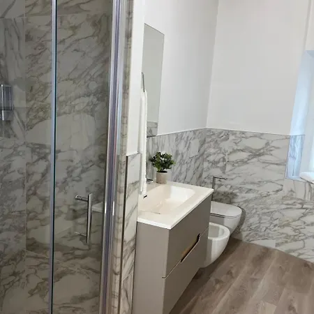 Tra Monti E Apartment Lecco