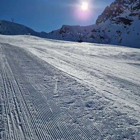 Tra Monti E * Lecco