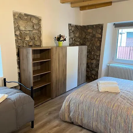 Tra Monti E Apartamento